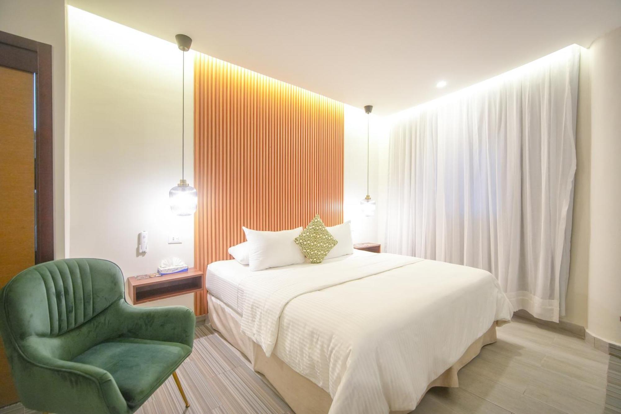 Hotel Alkquimia Баяхибе Екстериор снимка